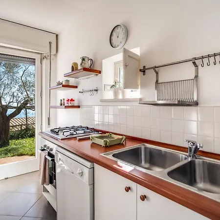 Sea View House בית נופש
